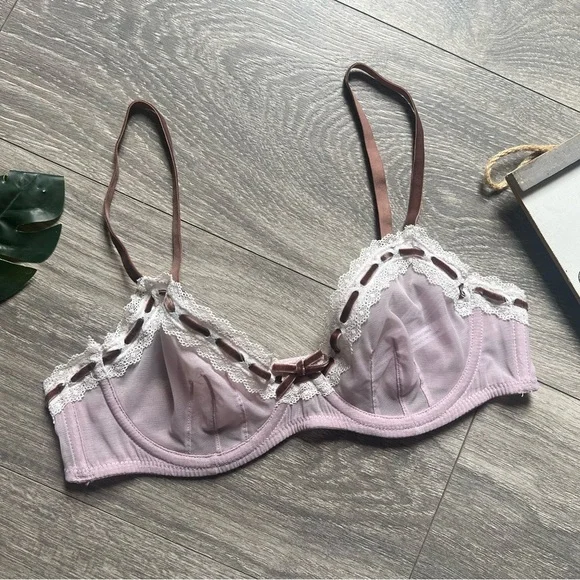 Urban Outfitters Out From Under Sia Mesh Ribbon Underwire Bra in Lilac. Size 34B - Picture 3 of 11